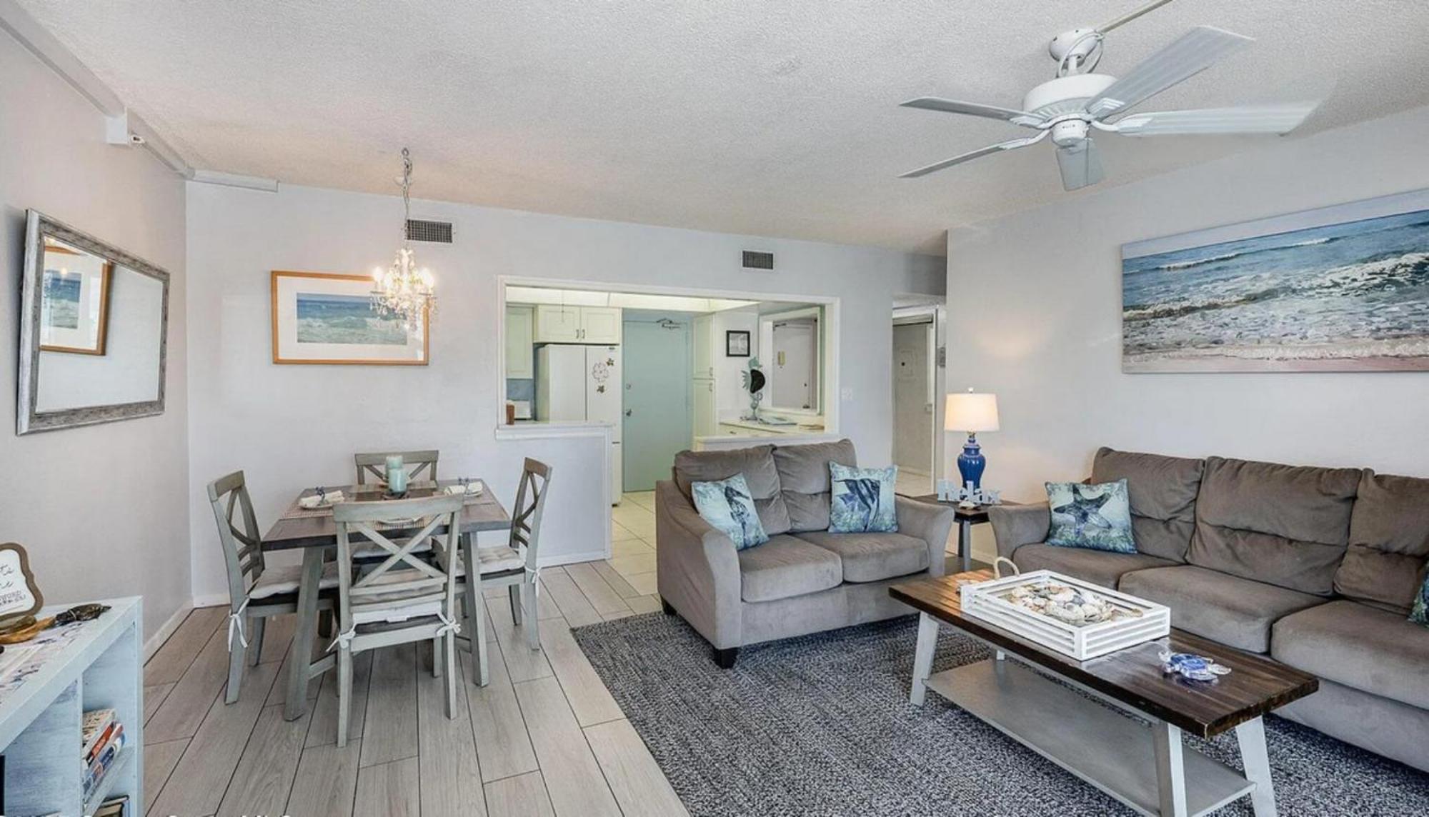 Space Coast Retreat แซทเทิลไลท์บีช ภายนอก รูปภาพ