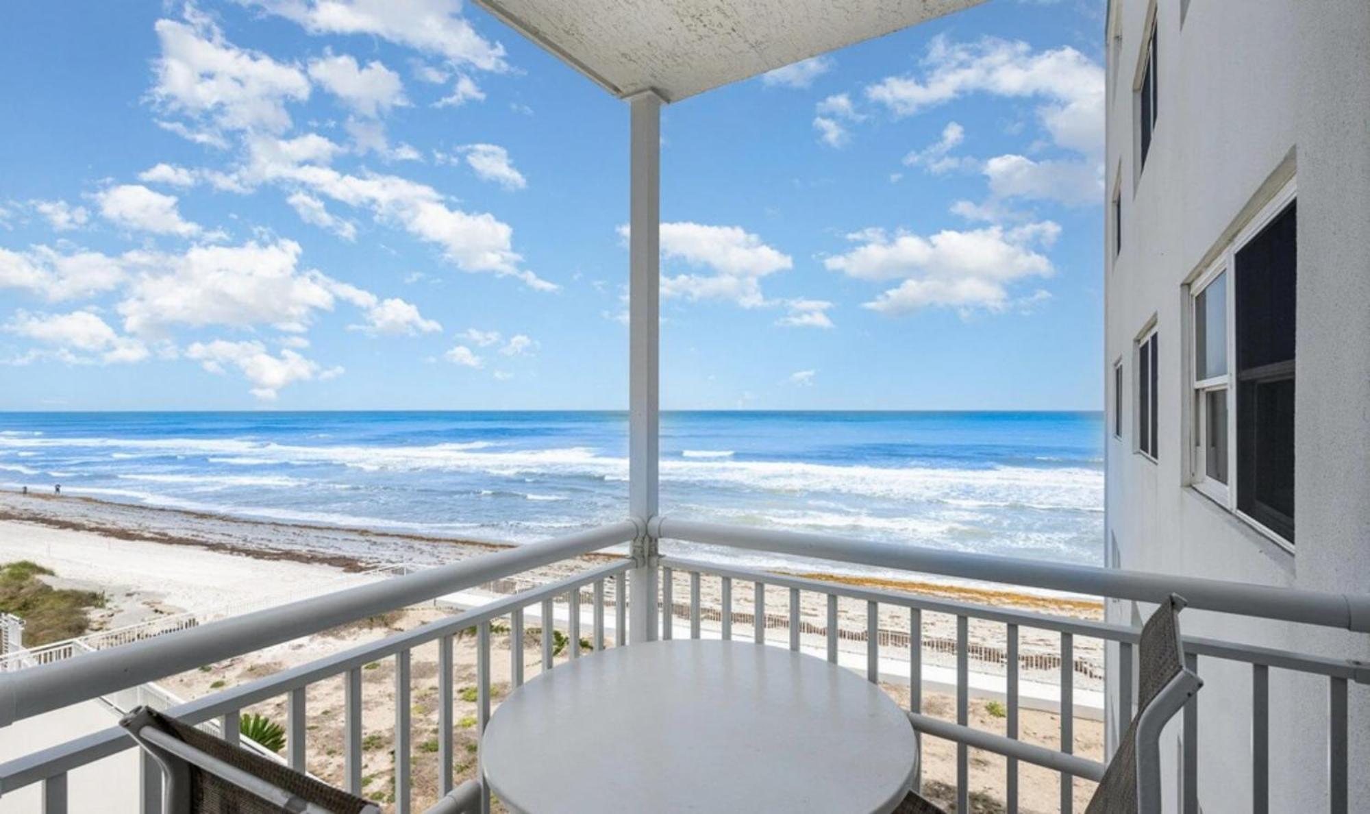 Space Coast Retreat แซทเทิลไลท์บีช ภายนอก รูปภาพ
